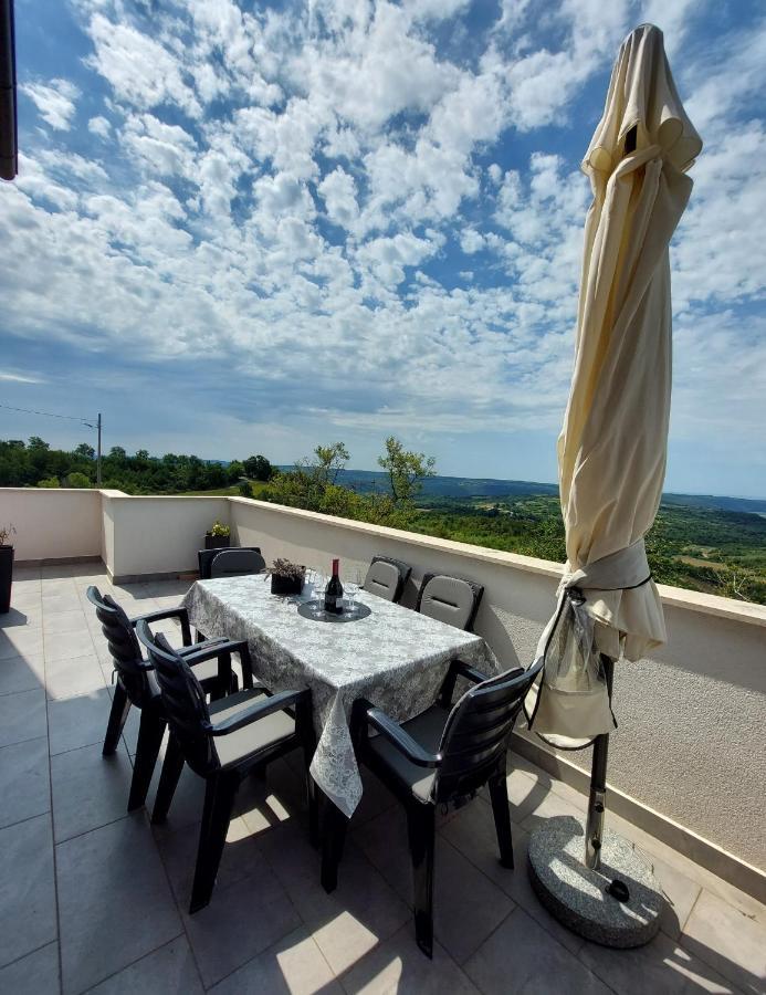 Apartment Bellavista Grožnjan Buitenkant foto